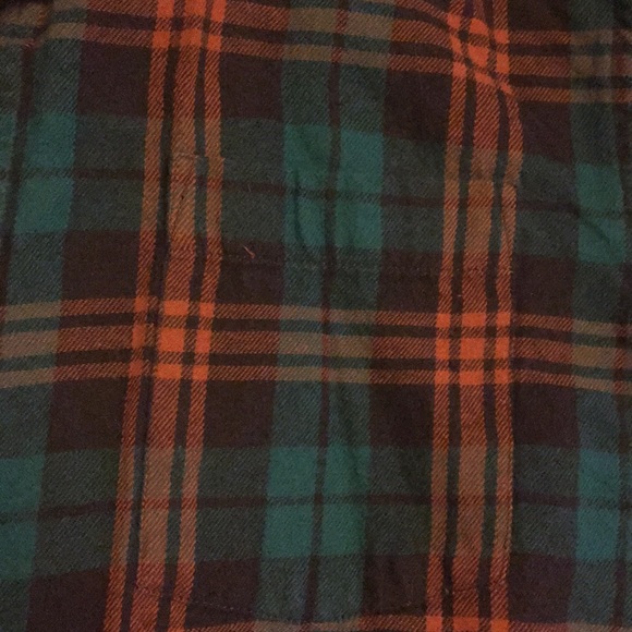 Fall Flannel 🍂 - Picture 3 of 3